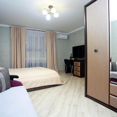 Apartament Vasilya Porika 48 Street Vinnitsya Bagian luar foto